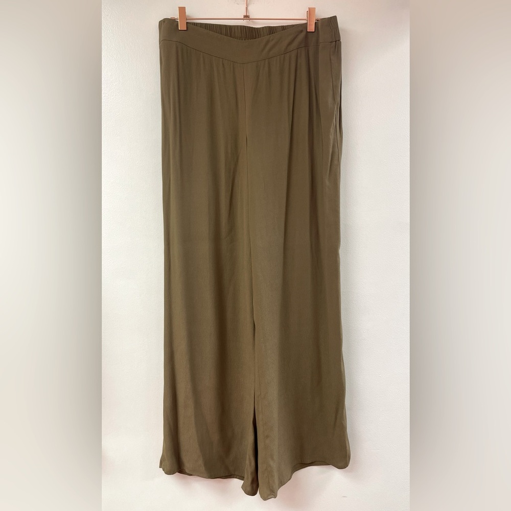 Chico’s greenish brown rayon wide legs pants 2/L/ XL